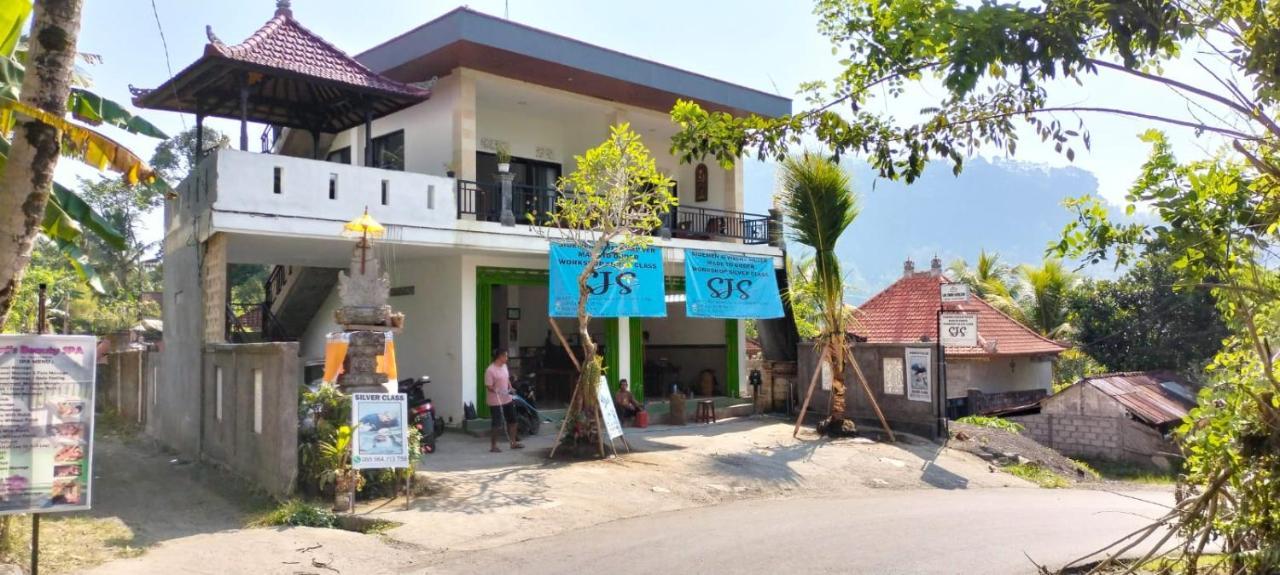 Giri Swari Homestay سيديمين المظهر الخارجي الصورة